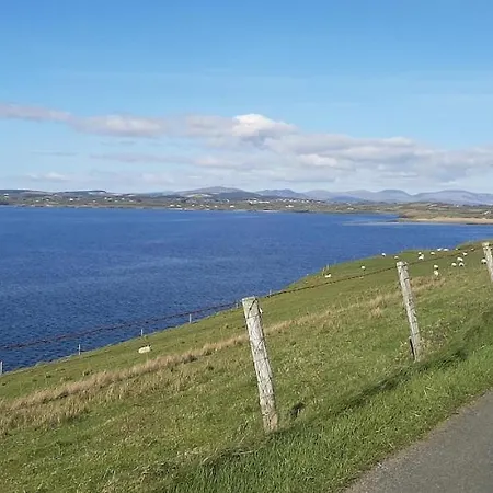 بيت للعطل Village